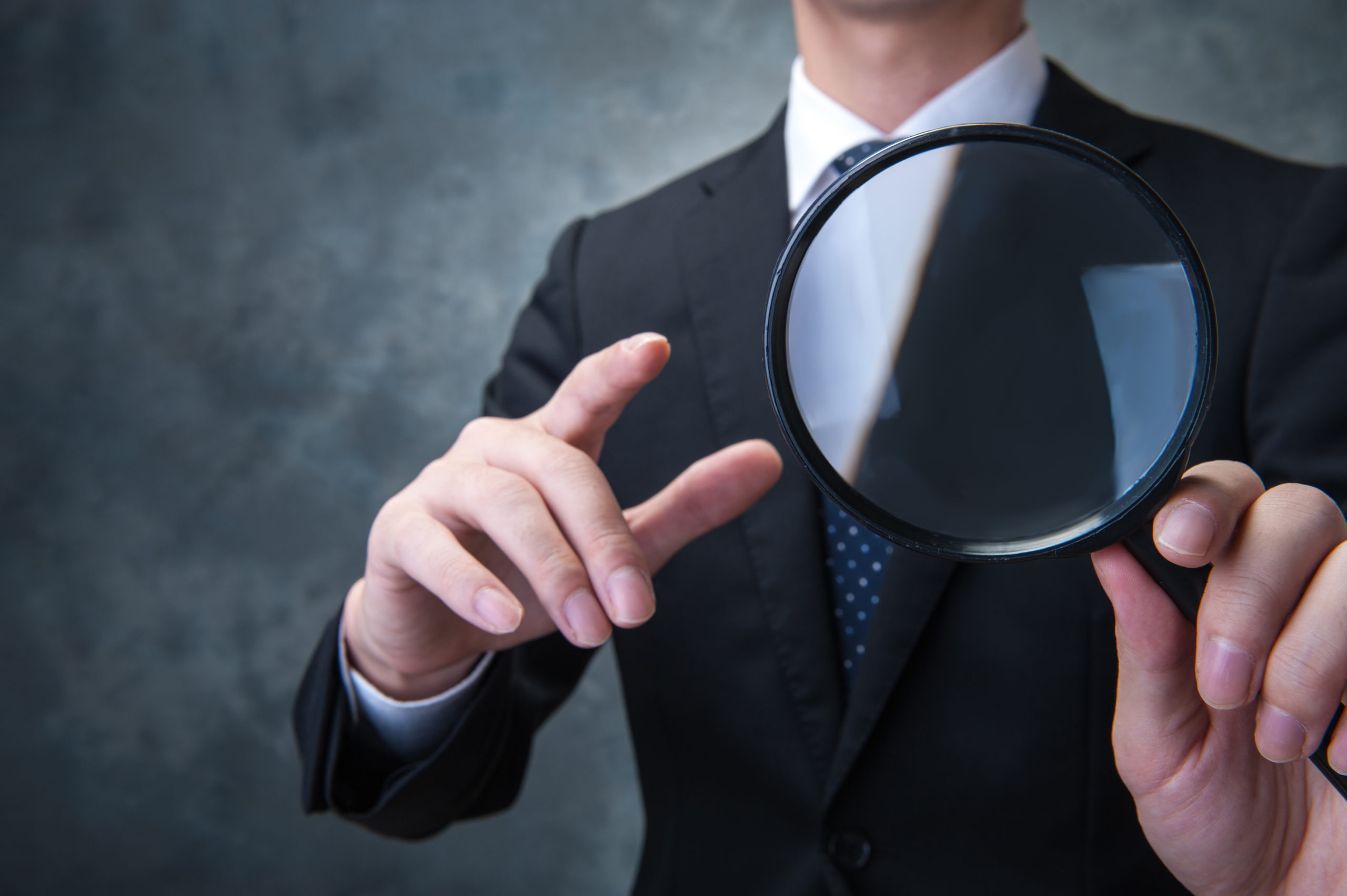 外構工事は雨の日はお休み？給料はどうなる？